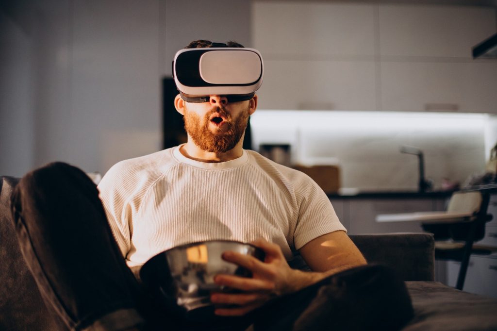 VR szemüveg férfin.